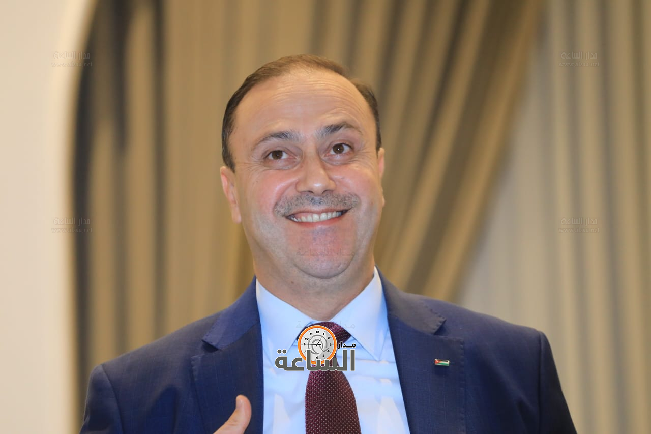 Madar Al-Saa Images 0.5196682835936967