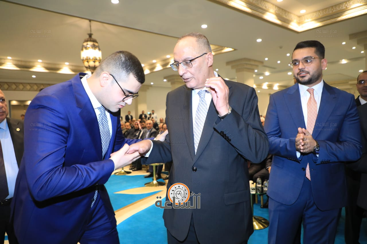 Madar Al-Saa Images 0.6758457592341344