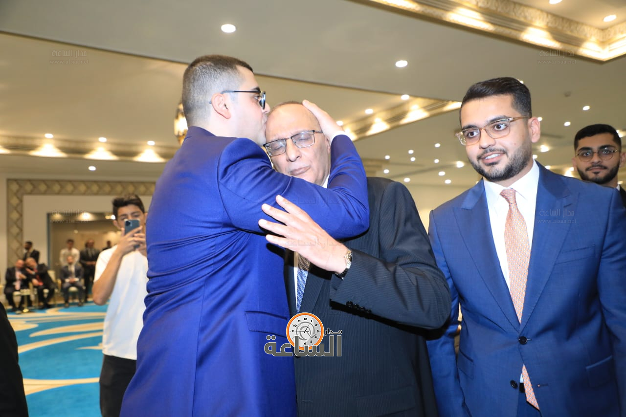 Madar Al-Saa Images 0.992257878886689