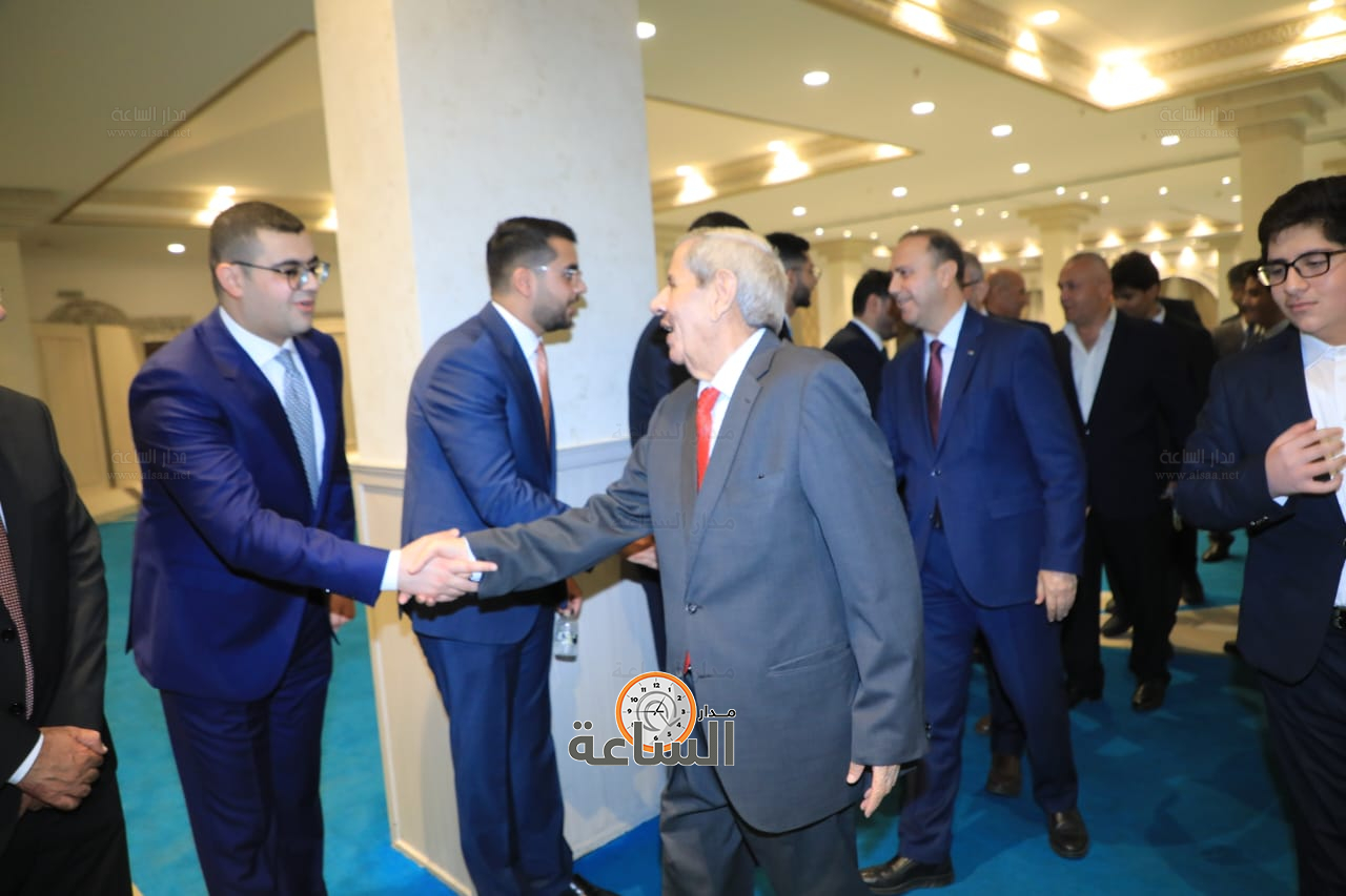 Madar Al-Saa Images 0.3957678328999261