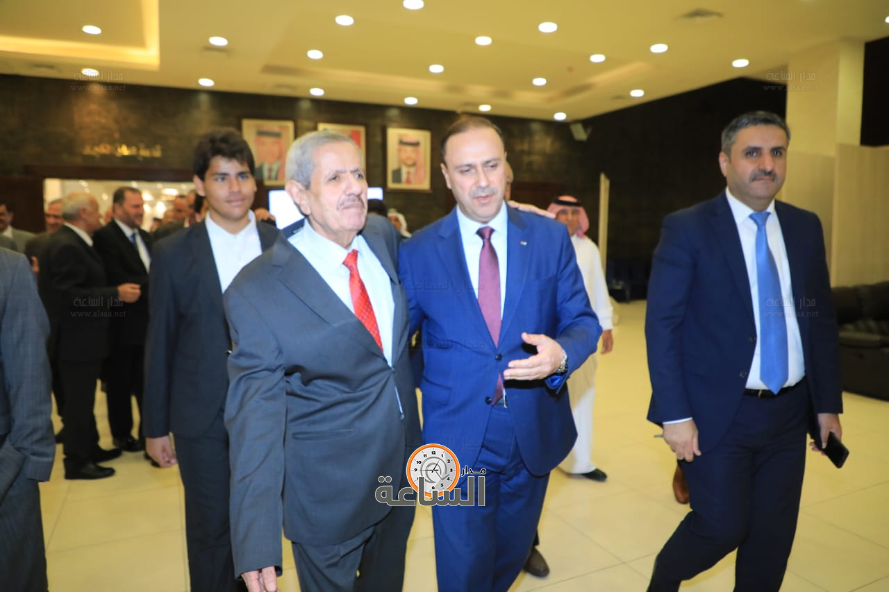 Madar Al-Saa Images 0.6976303436784884