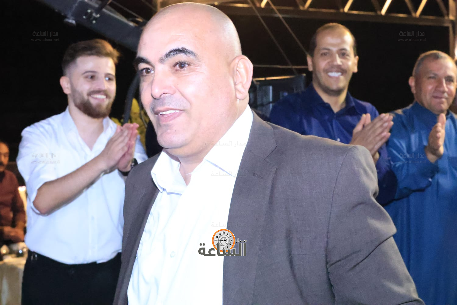 Madar Al-Saa Images 0.7521759246328876