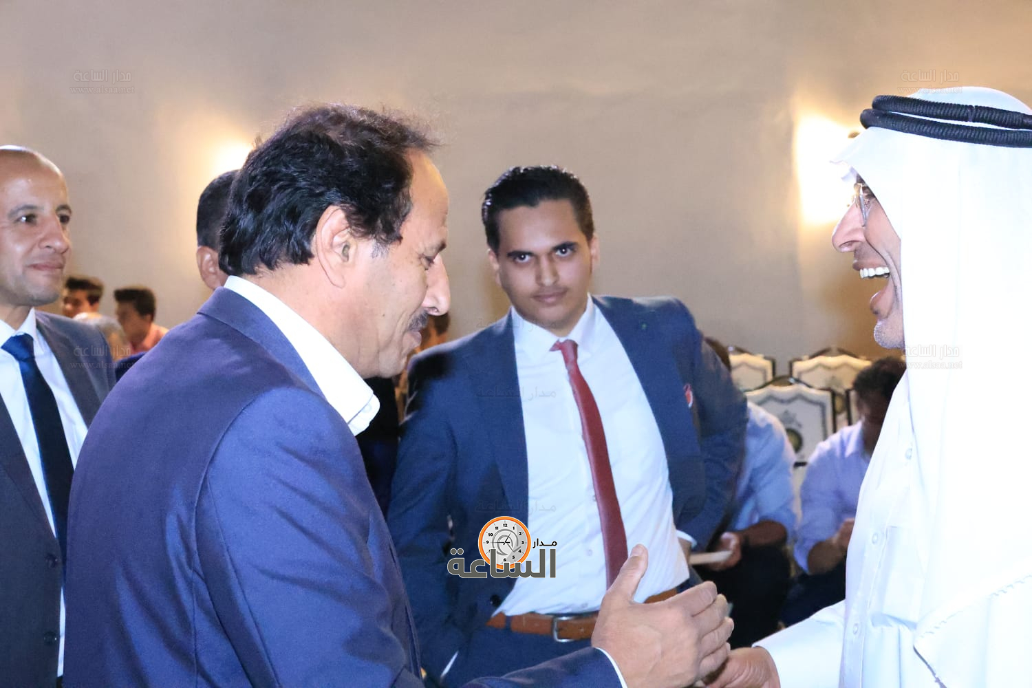 Madar Al-Saa Images 0.48979757701611026