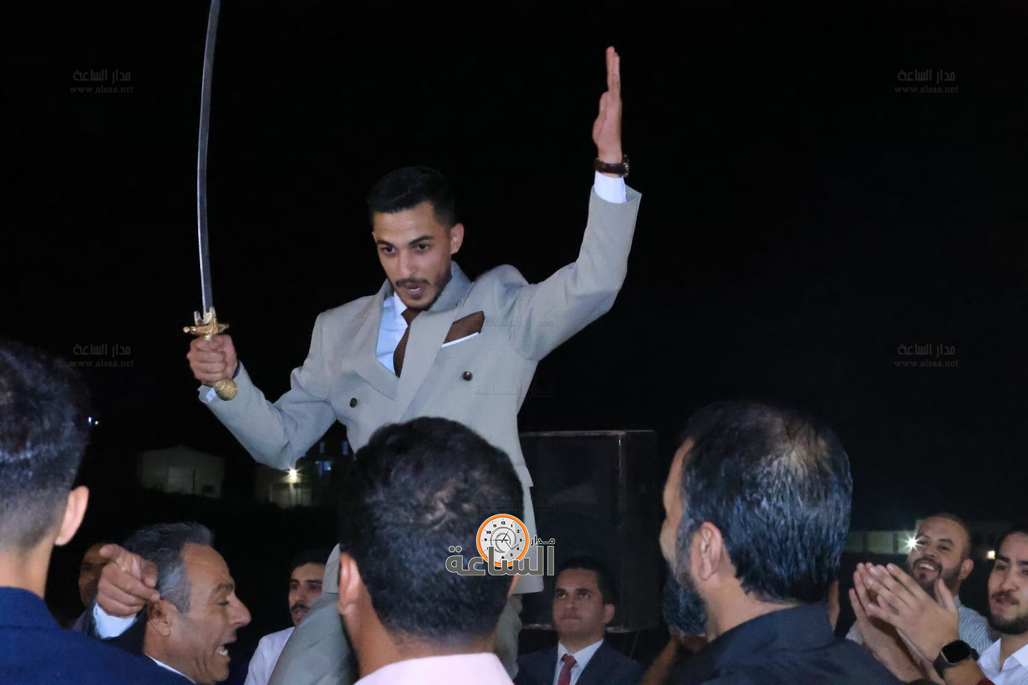 Madar Al-Saa Images 0.5843742297583839