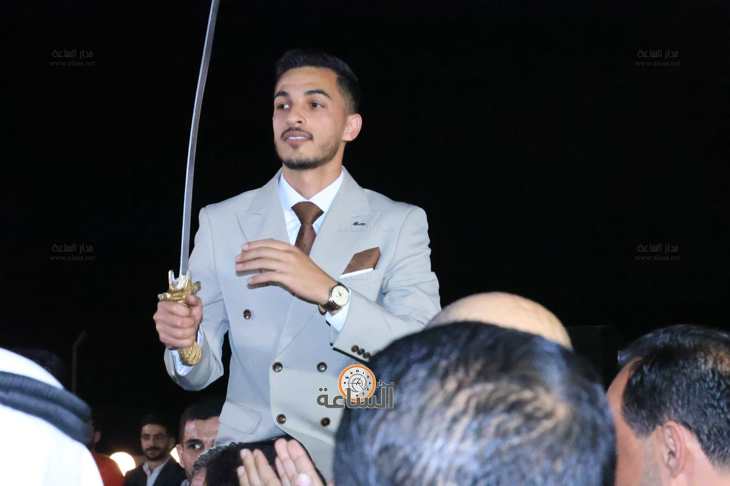 Madar Al-Saa Images 0.9581706325263273