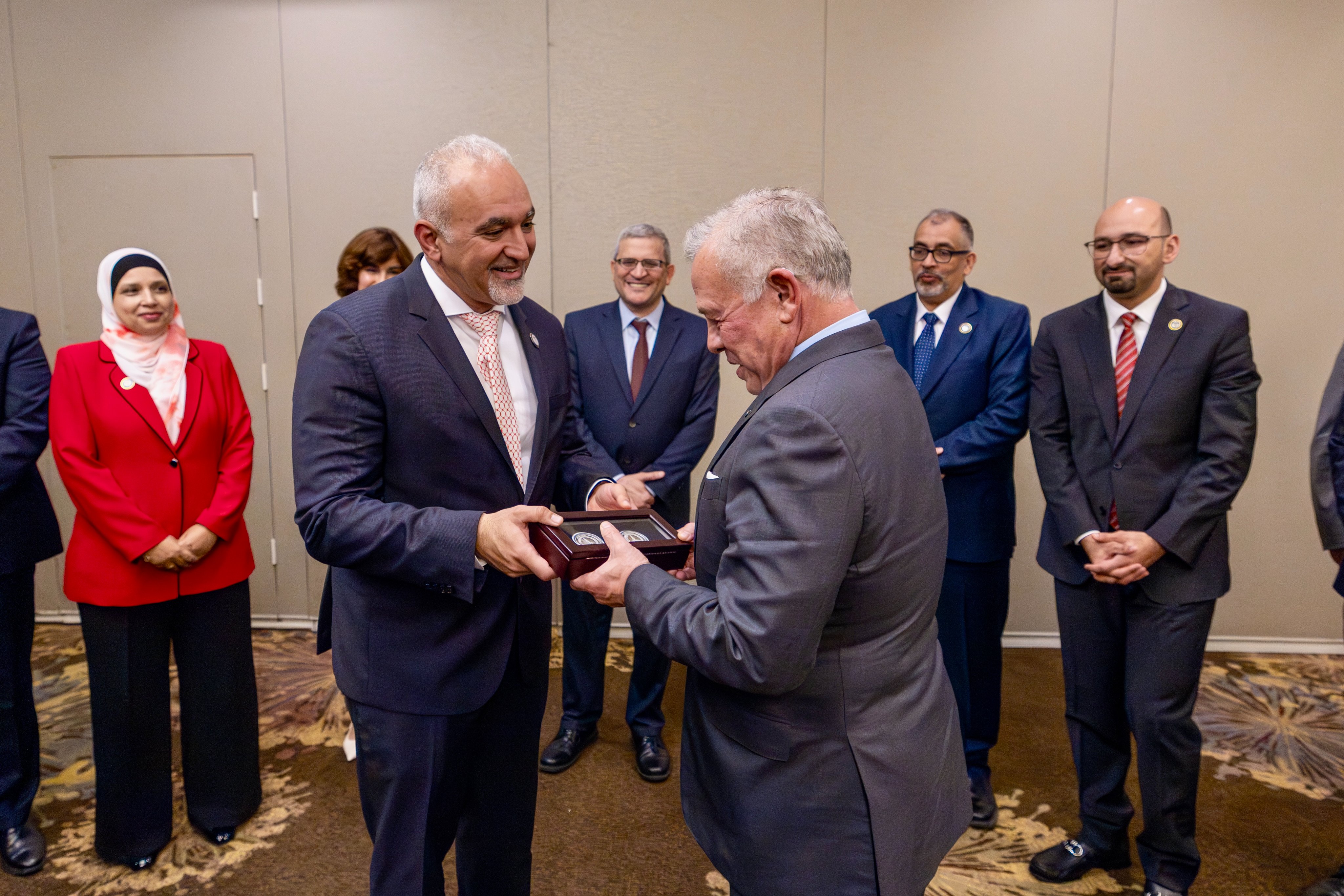 Madar Al-Saa Images 0.22105234501927573