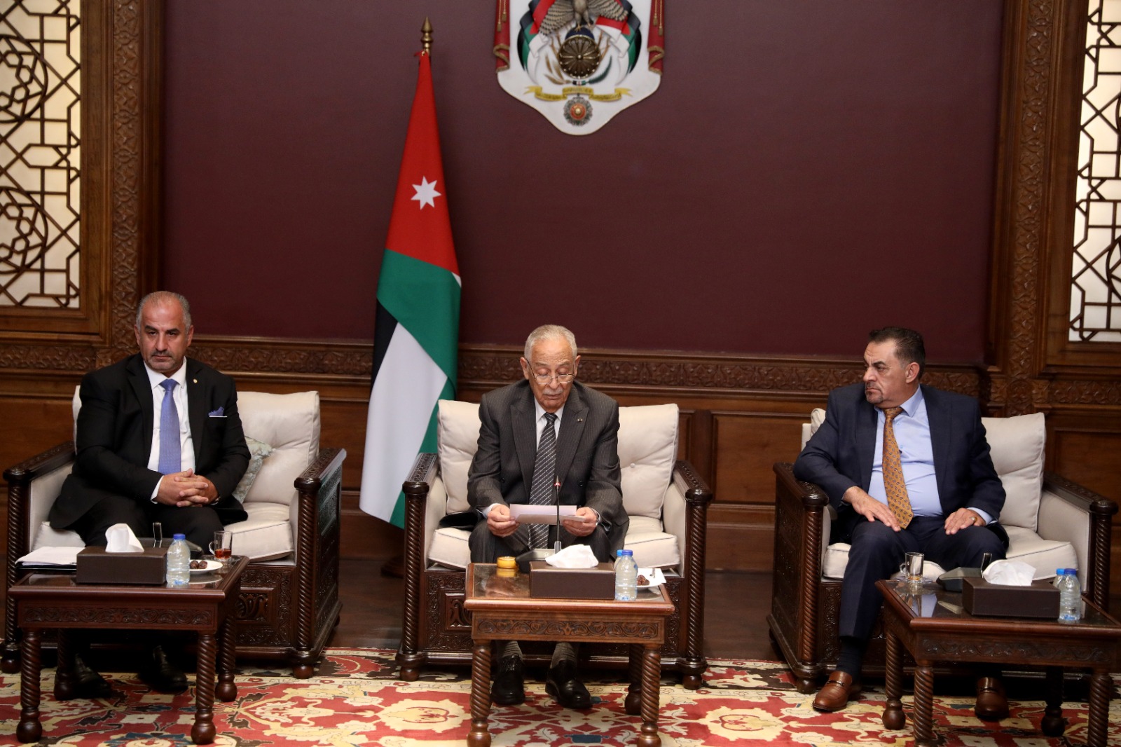 Madar Al-Saa Images 0.15961475665234592