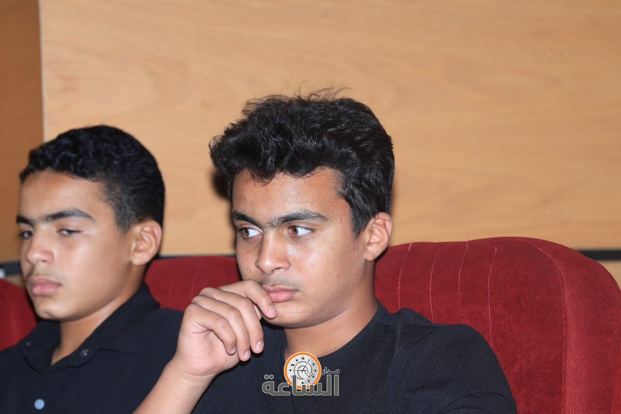 Madar Al-Saa Images 0.4500921886240382