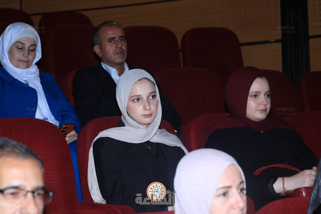 Madar Al-Saa Images 0.33826228567369265