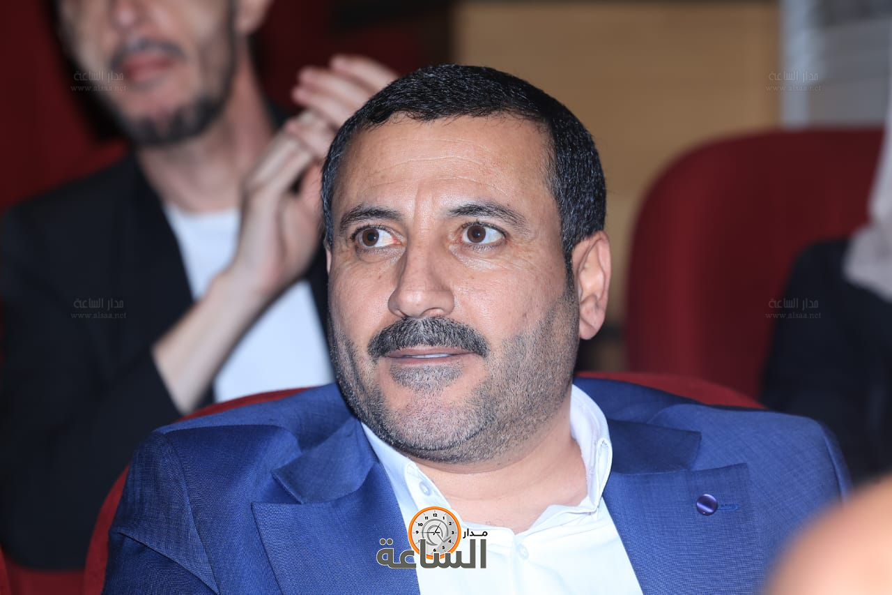 Madar Al-Saa Images 0.9749013143687459