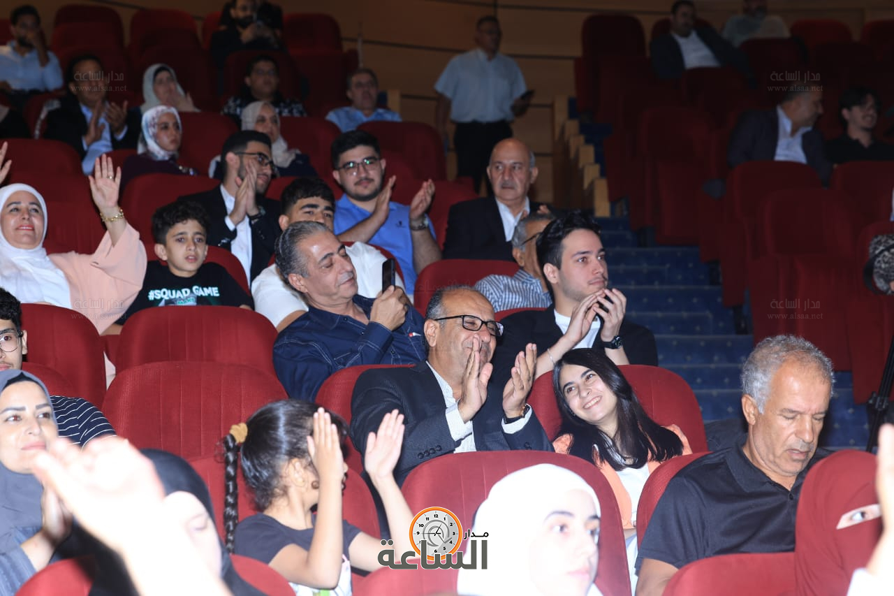 Madar Al-Saa Images 0.7863128478867352