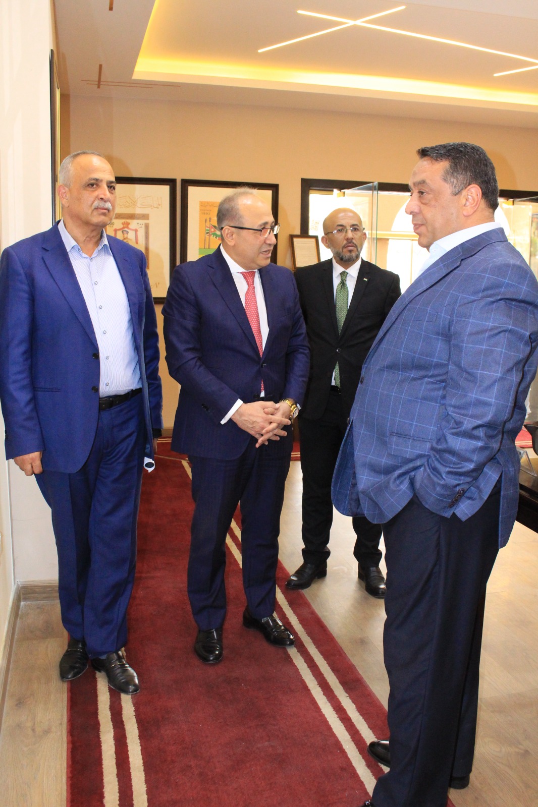 Madar Al-Saa Images 0.10316567655518905