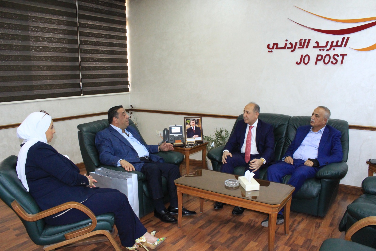 Madar Al-Saa Images 0.902977488943509