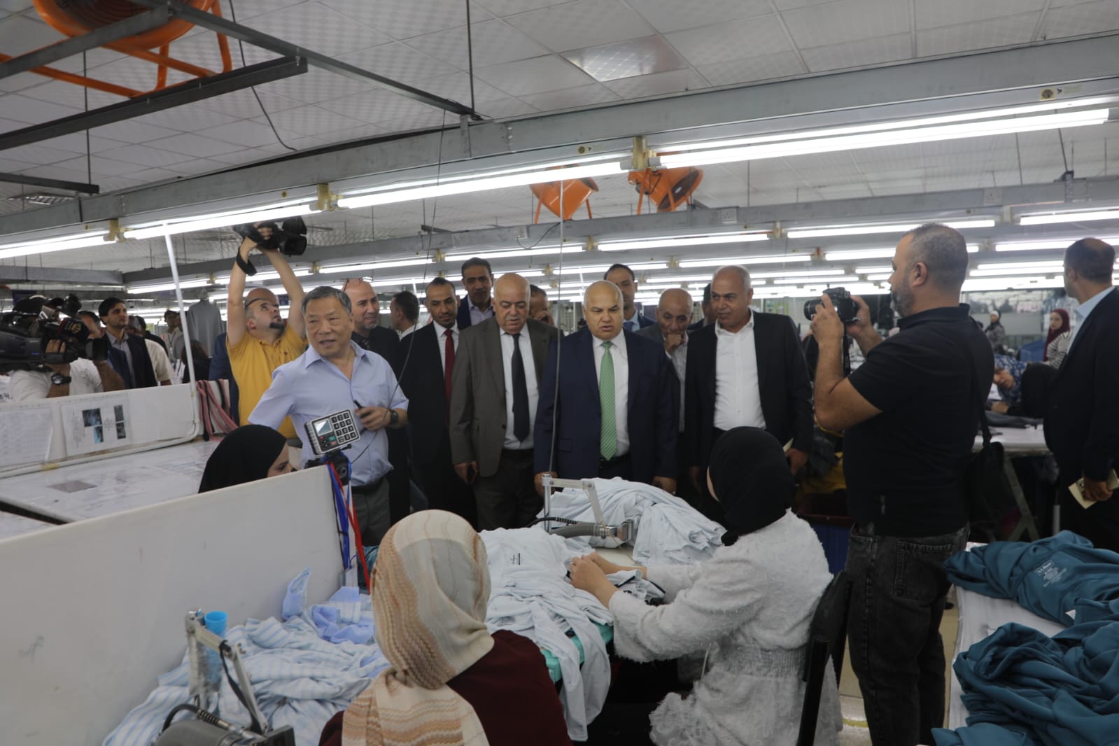 Madar Al-Saa Images 0.4815164383337489