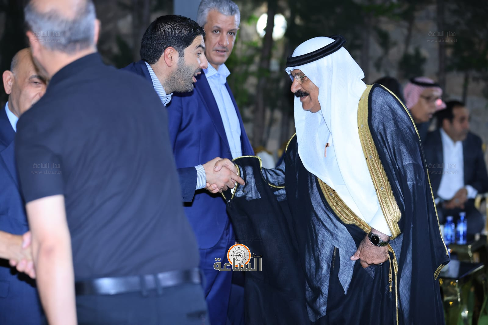 Madar Al-Saa Images 0.6180797389540084