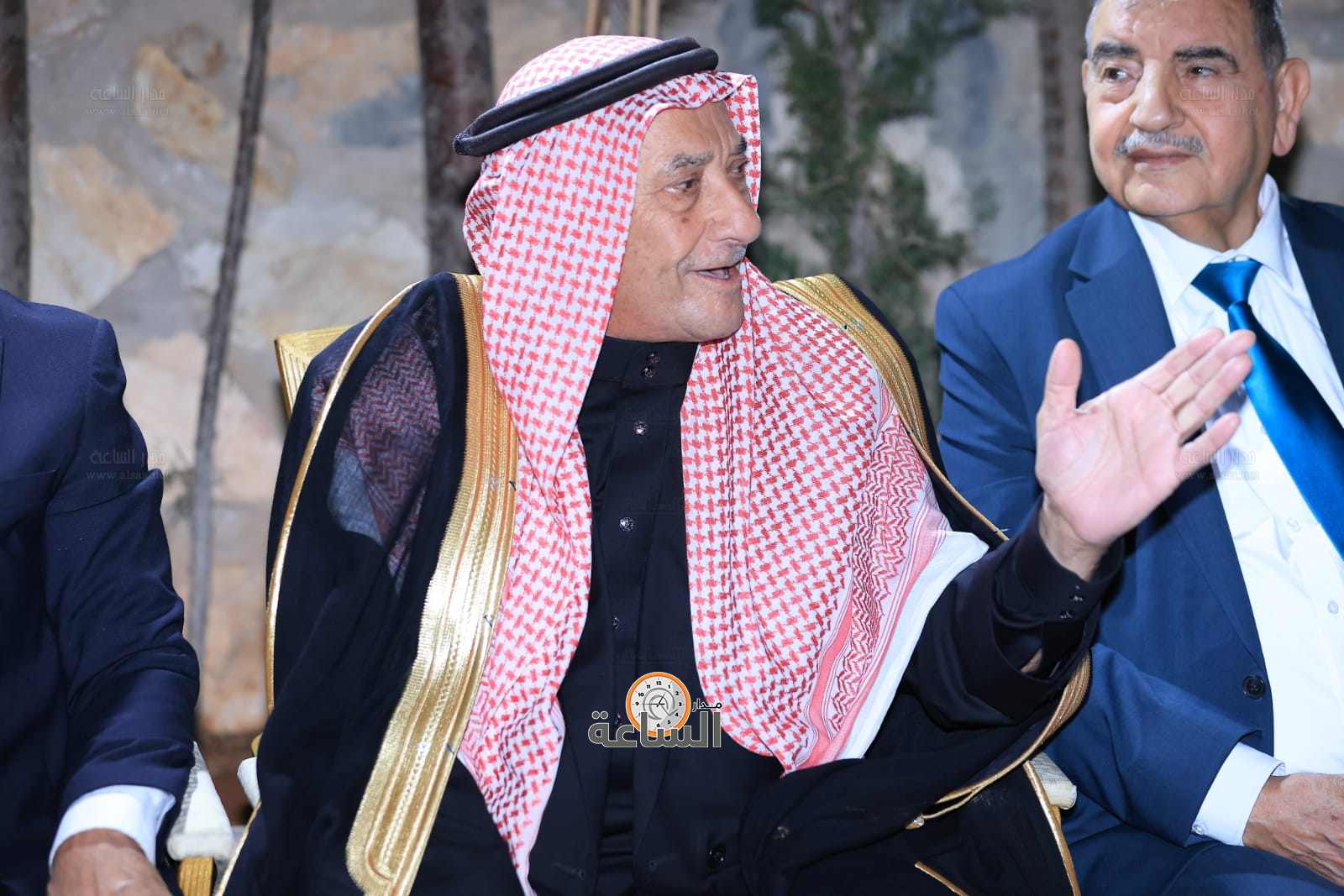 Madar Al-Saa Images 0.404505444375459