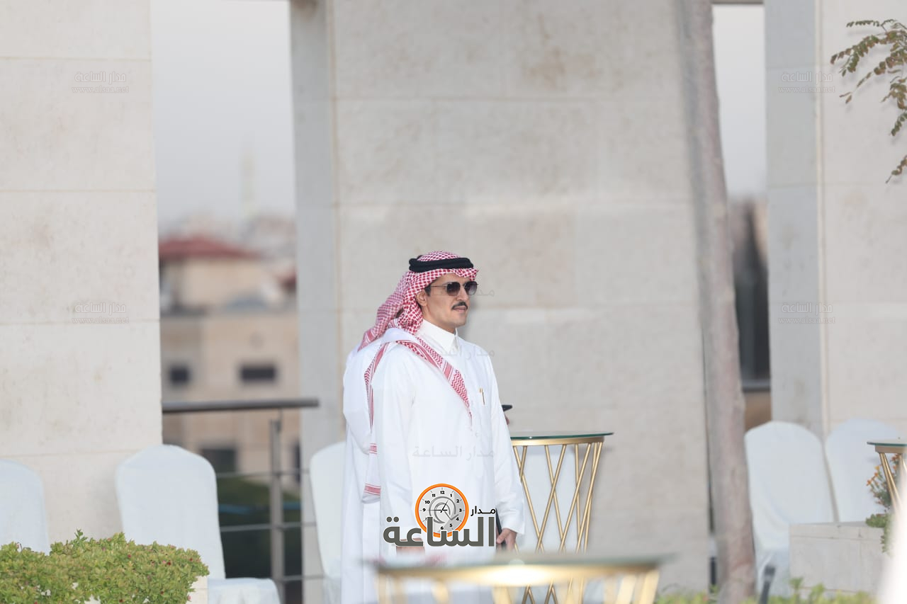 Madar Al-Saa Images 0.8099440877231177