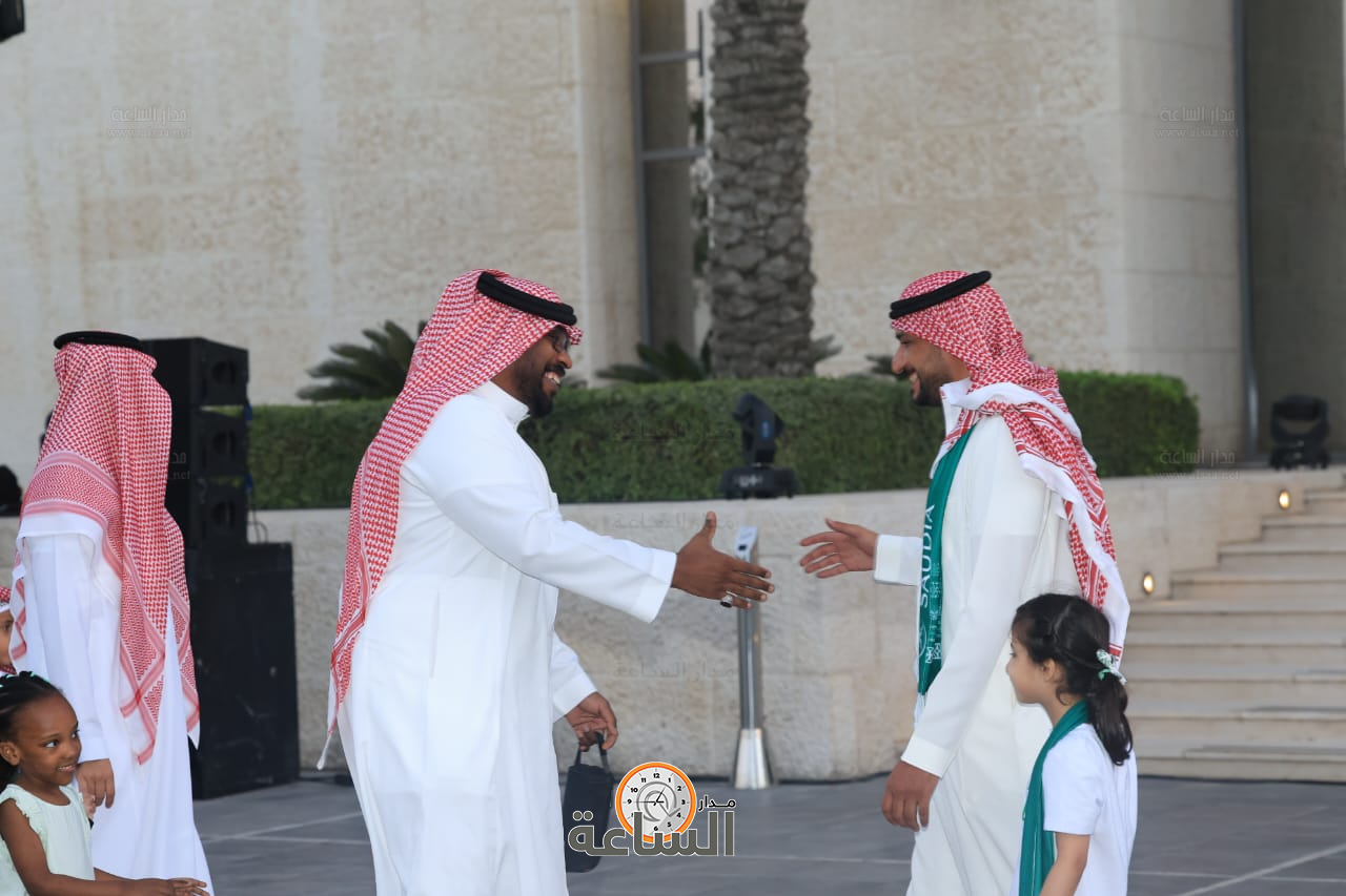 Madar Al-Saa Images 0.6028958262763964