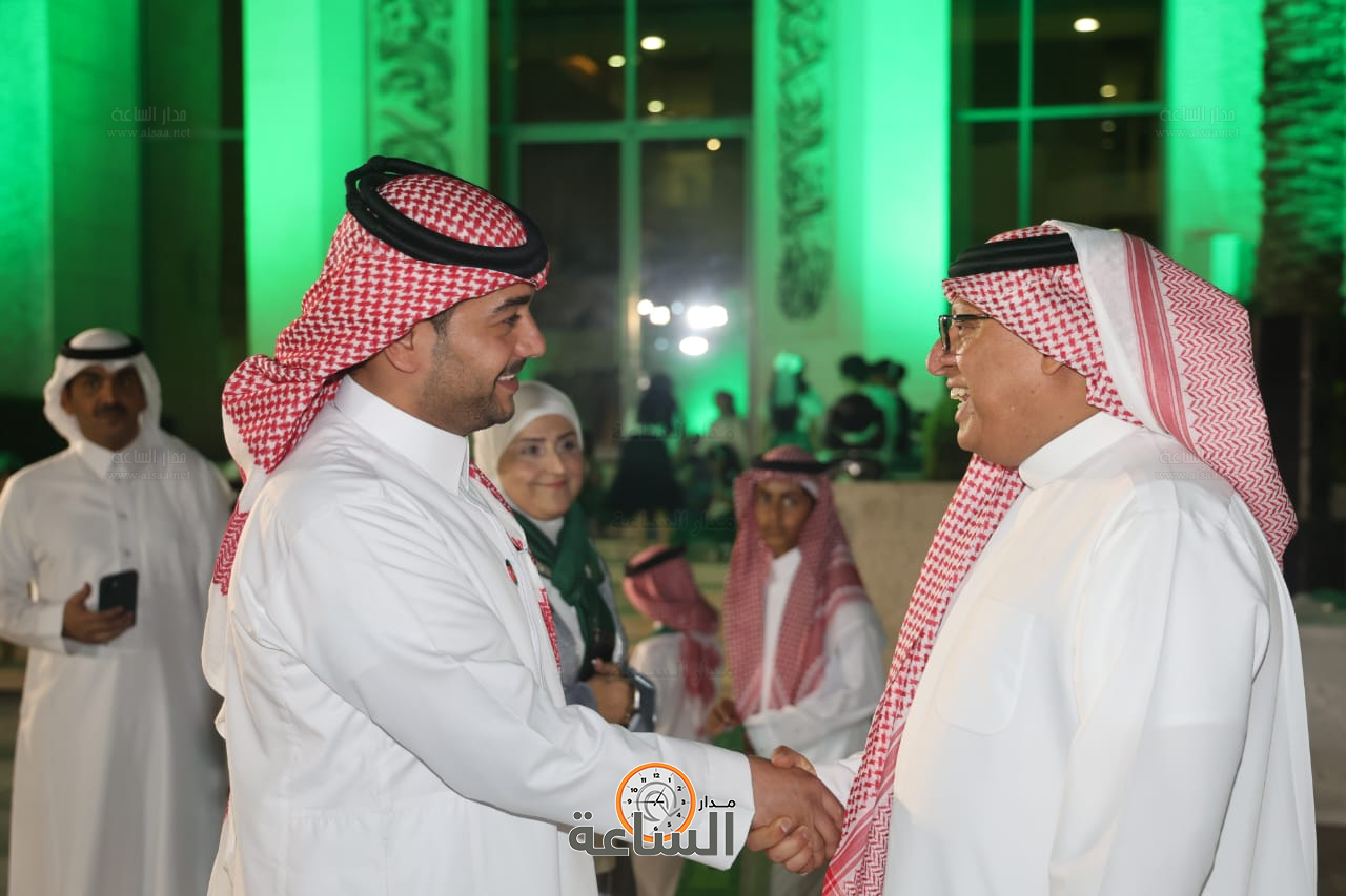 Madar Al-Saa Images 0.29163559211196644