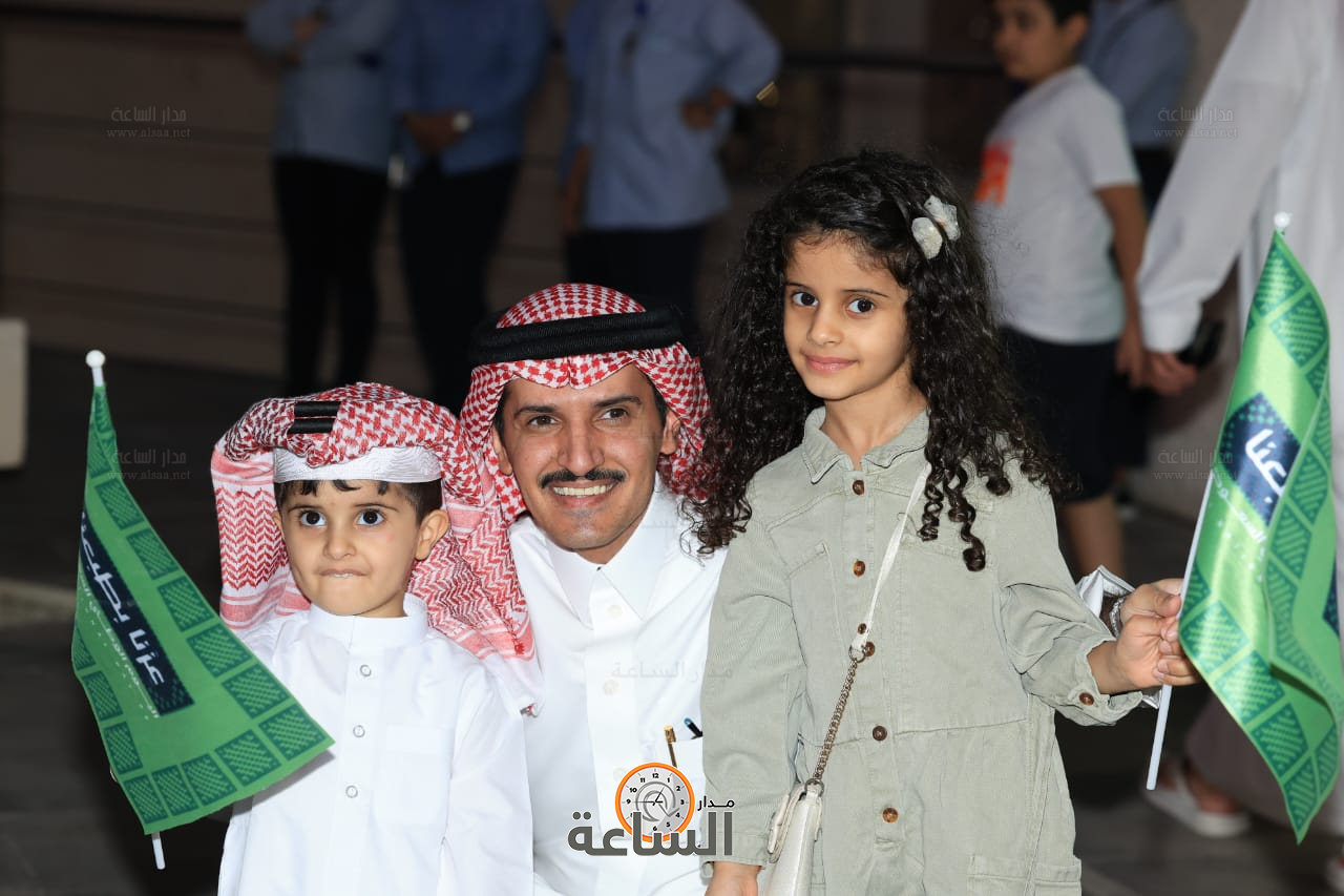 Madar Al-Saa Images 0.6370351748666321