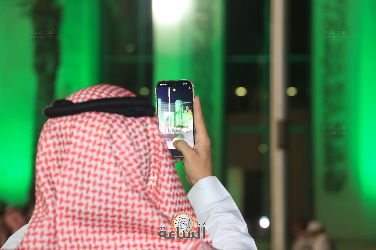 Madar Al-Saa Images 0.4764374270898478