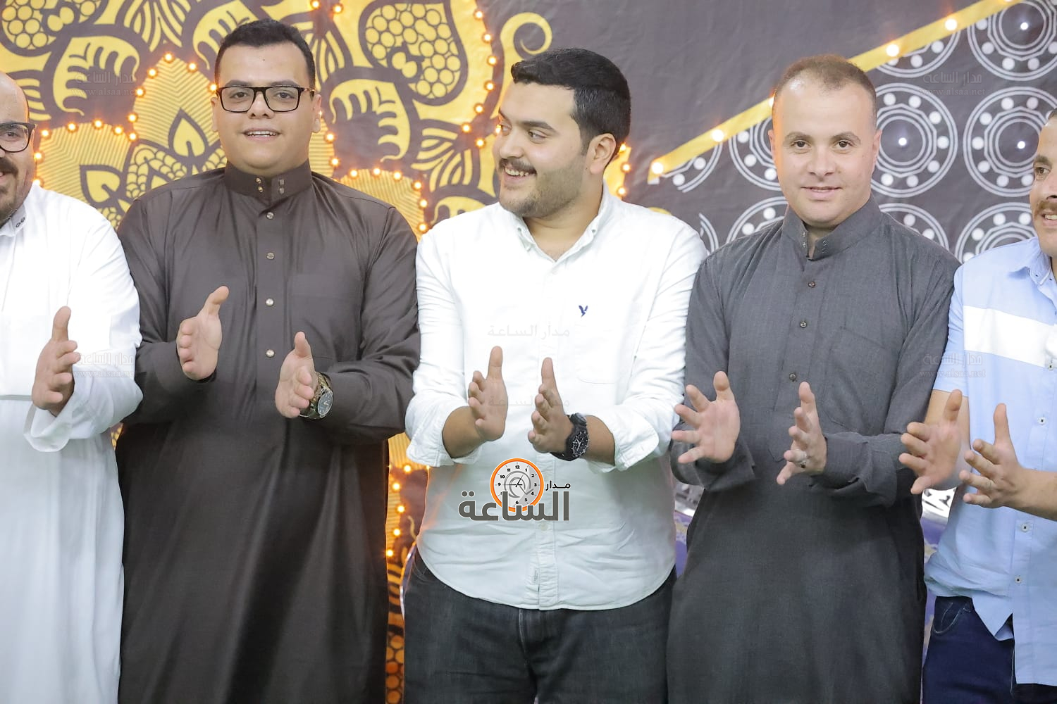 Madar Al-Saa Images 0.793009818036009