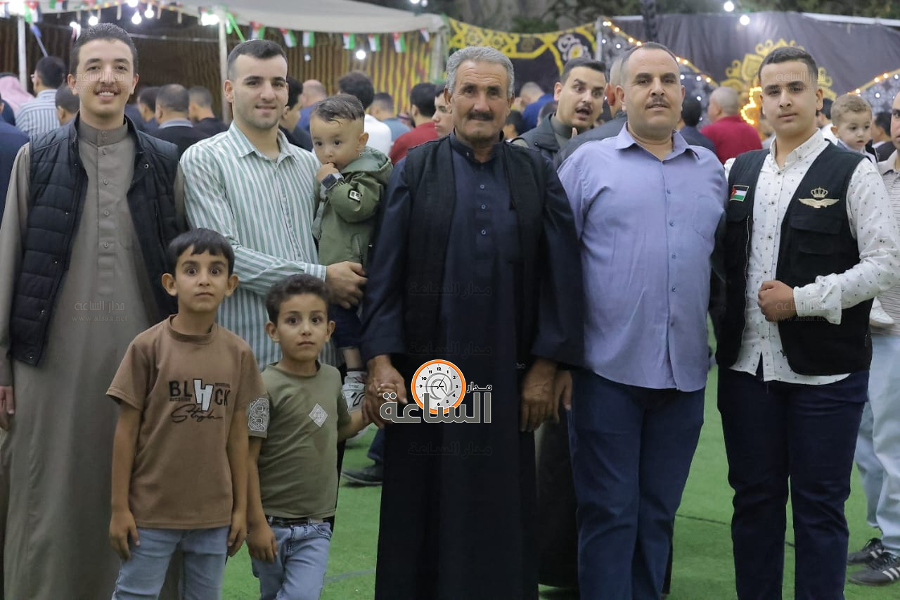 Madar Al-Saa Images 0.1513595378121605