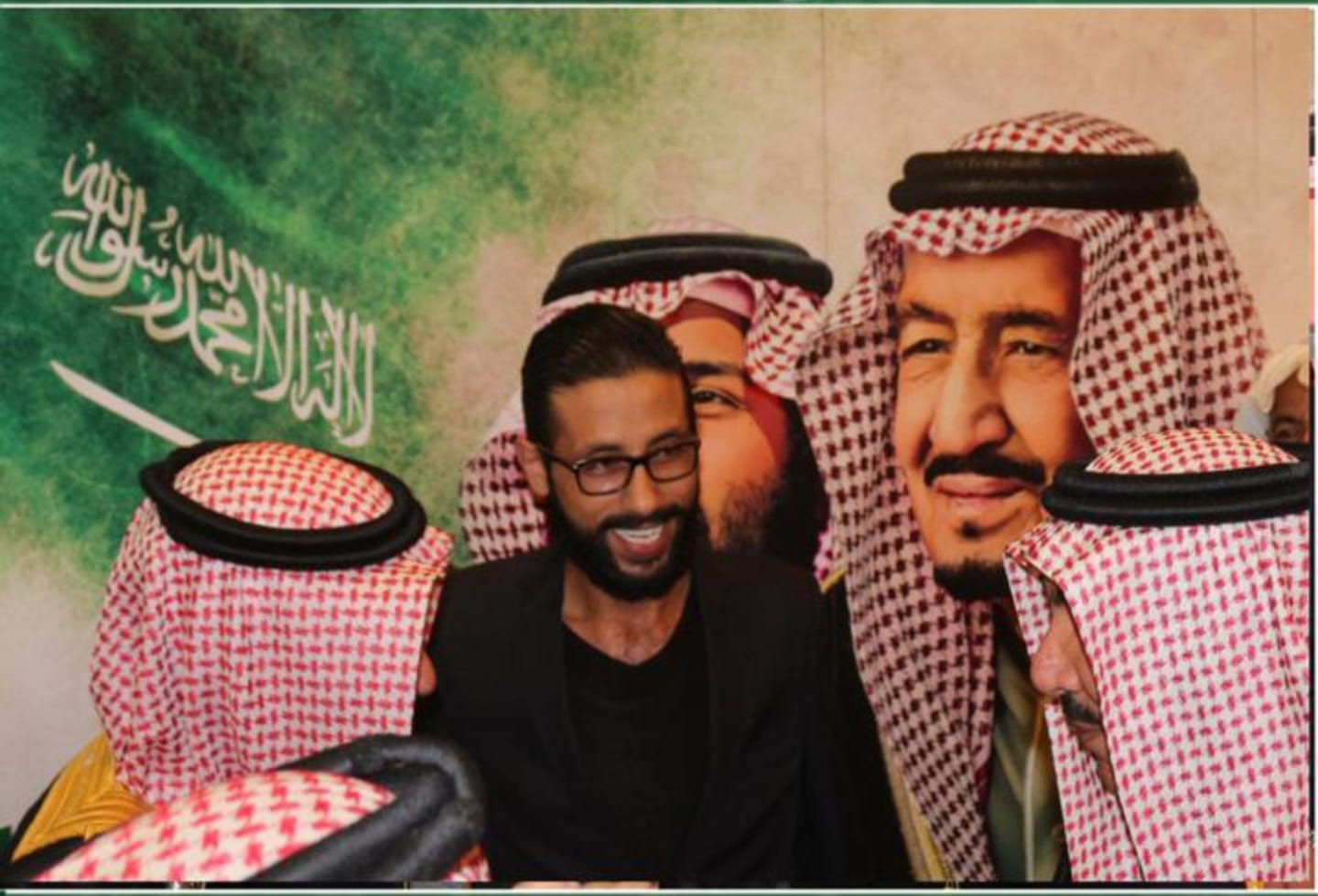 Madar Al-Saa Images 0.8864430649632117