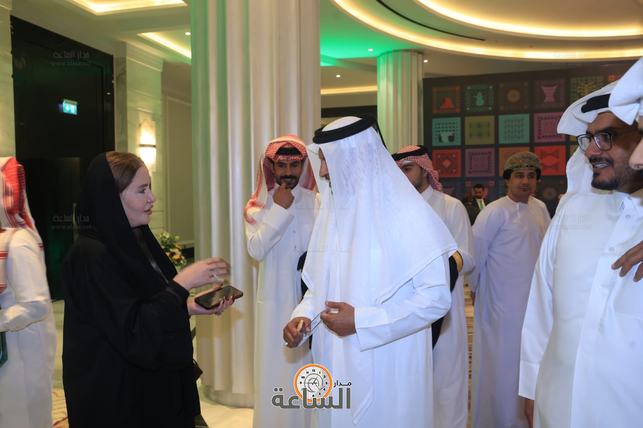 Madar Al-Saa Images 0.891935661609071