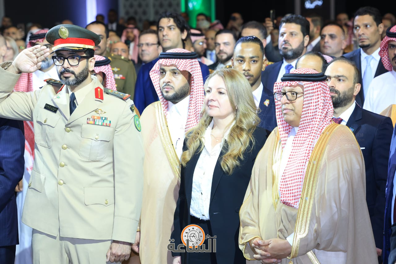 Madar Al-Saa Images 0.5560626789711888