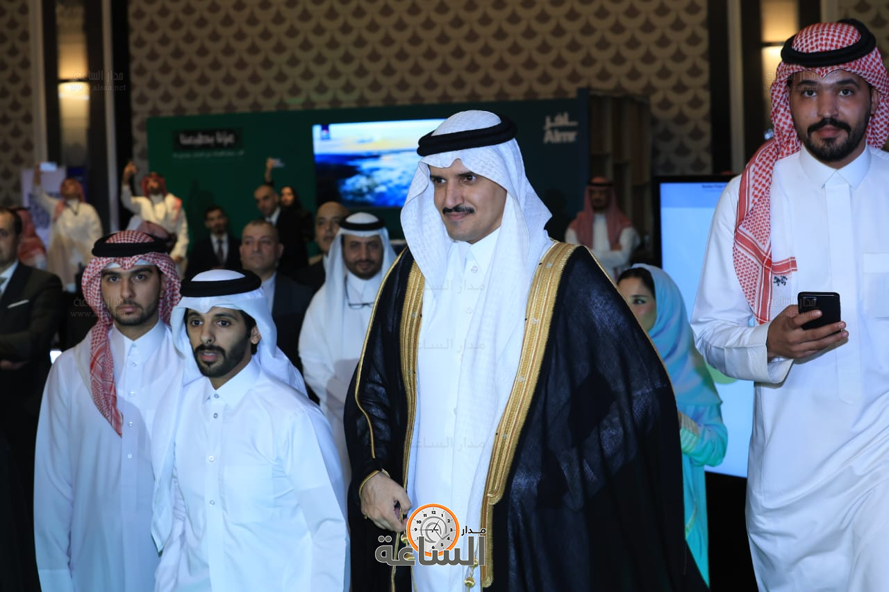 Madar Al-Saa Images 0.8993075210640054