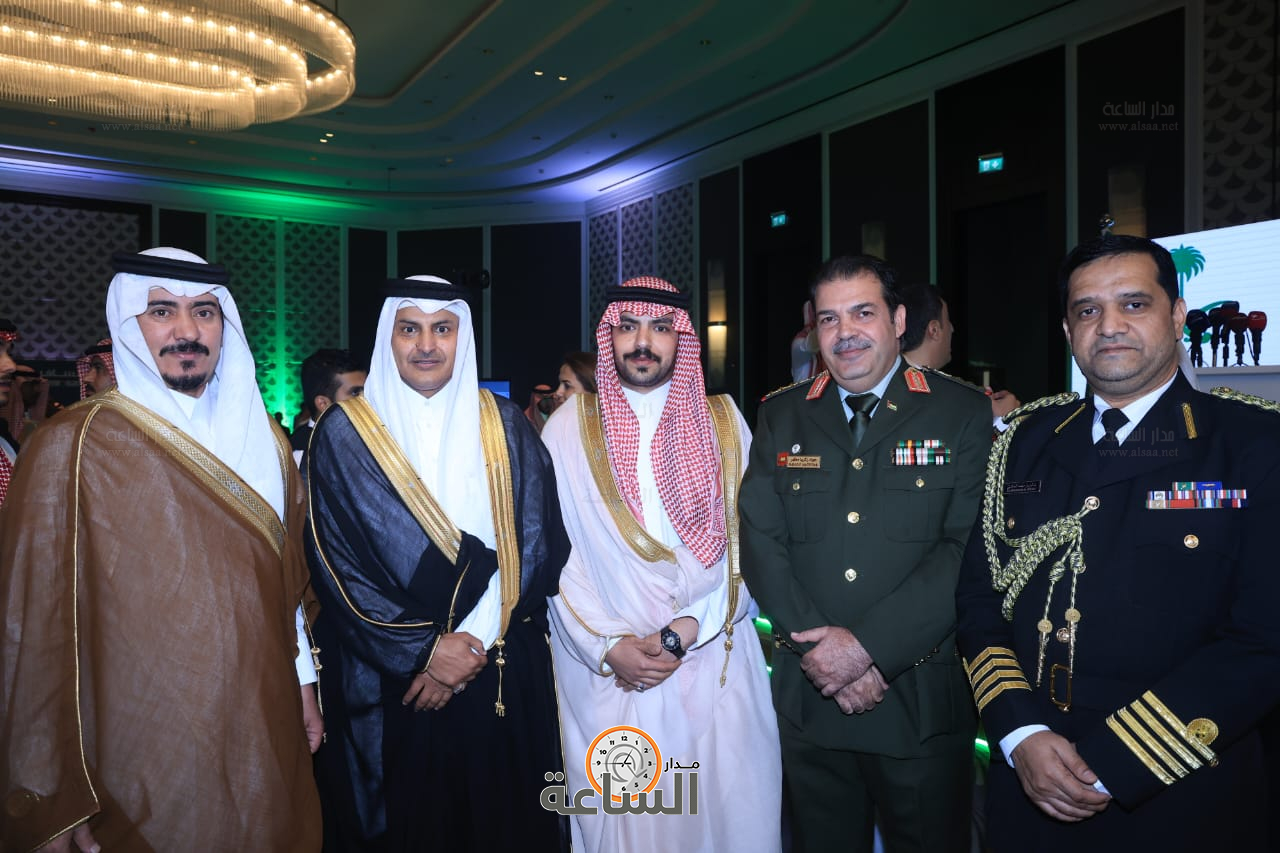 Madar Al-Saa Images 0.6518702564845131