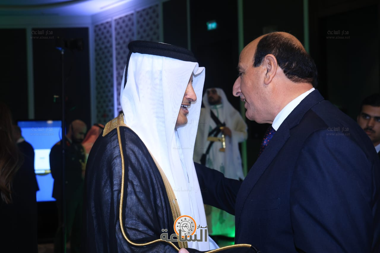 Madar Al-Saa Images 0.3929914713358198