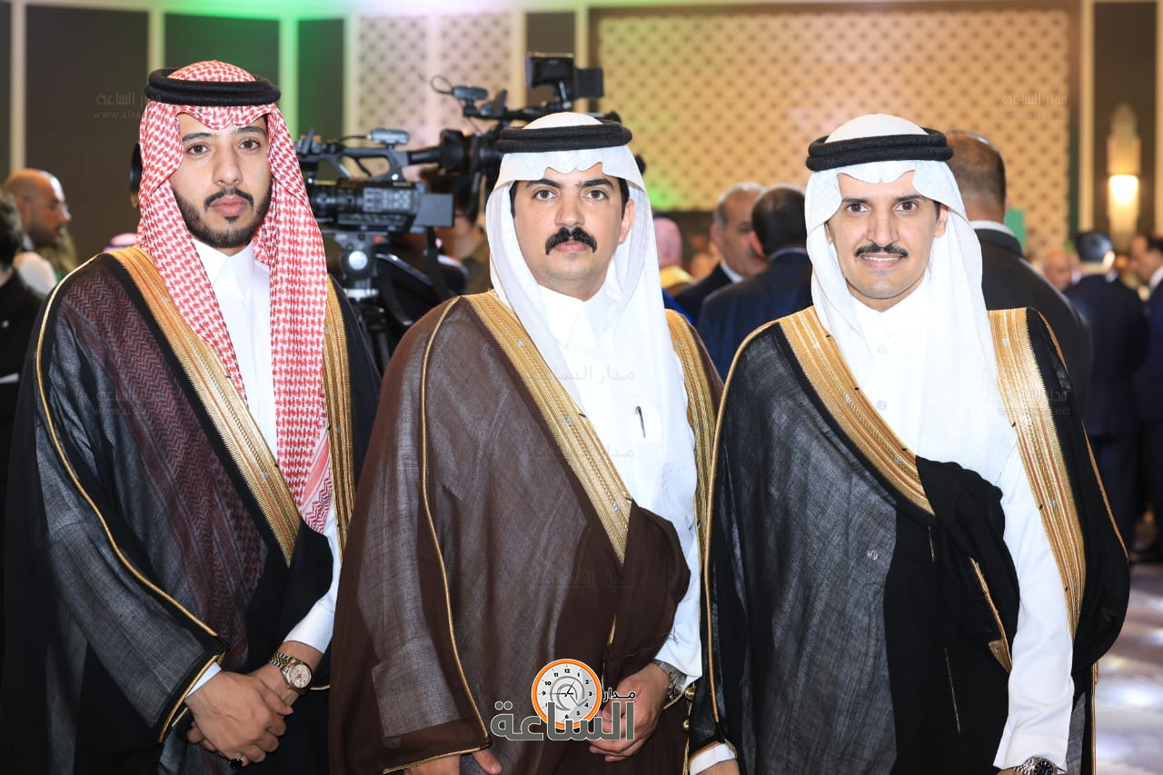 Madar Al-Saa Images 0.7843445097156228