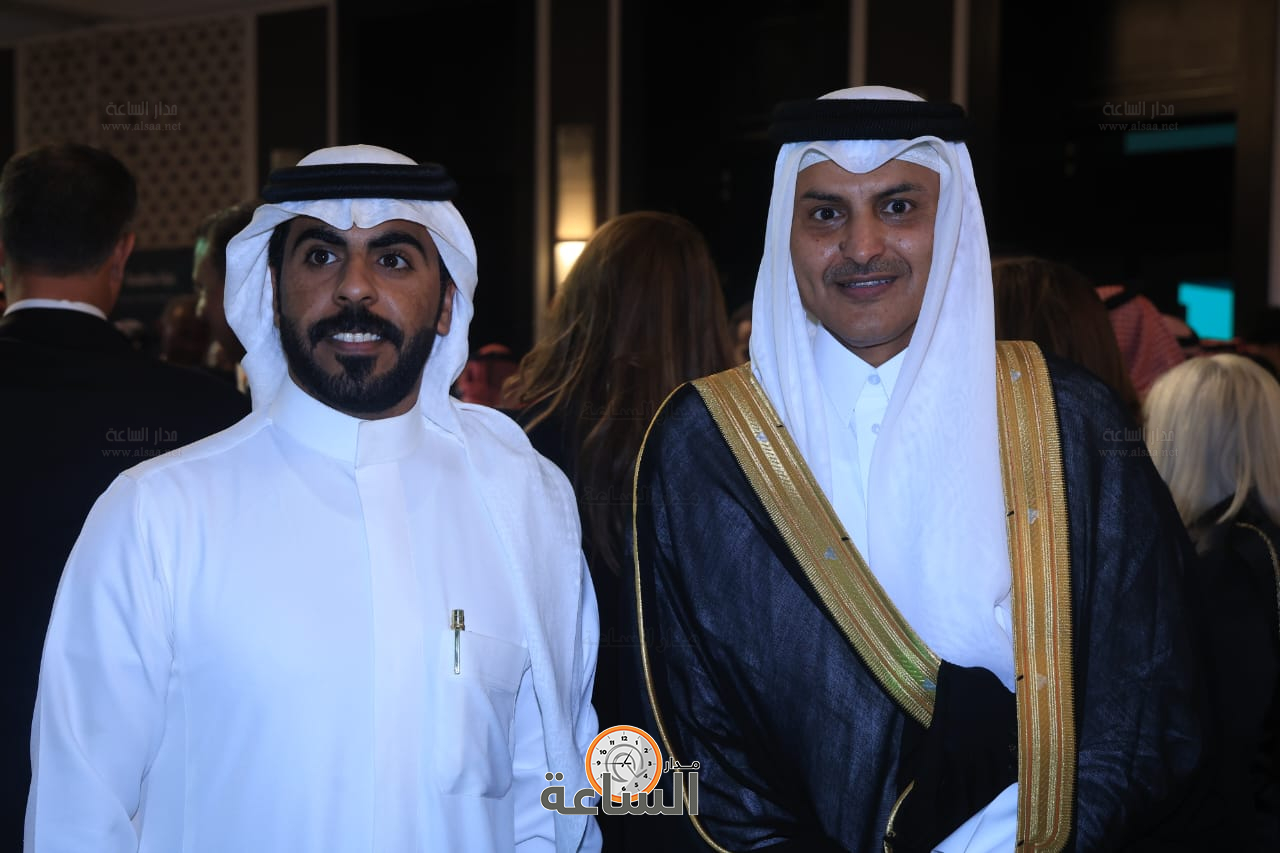 Madar Al-Saa Images 0.796725572375937