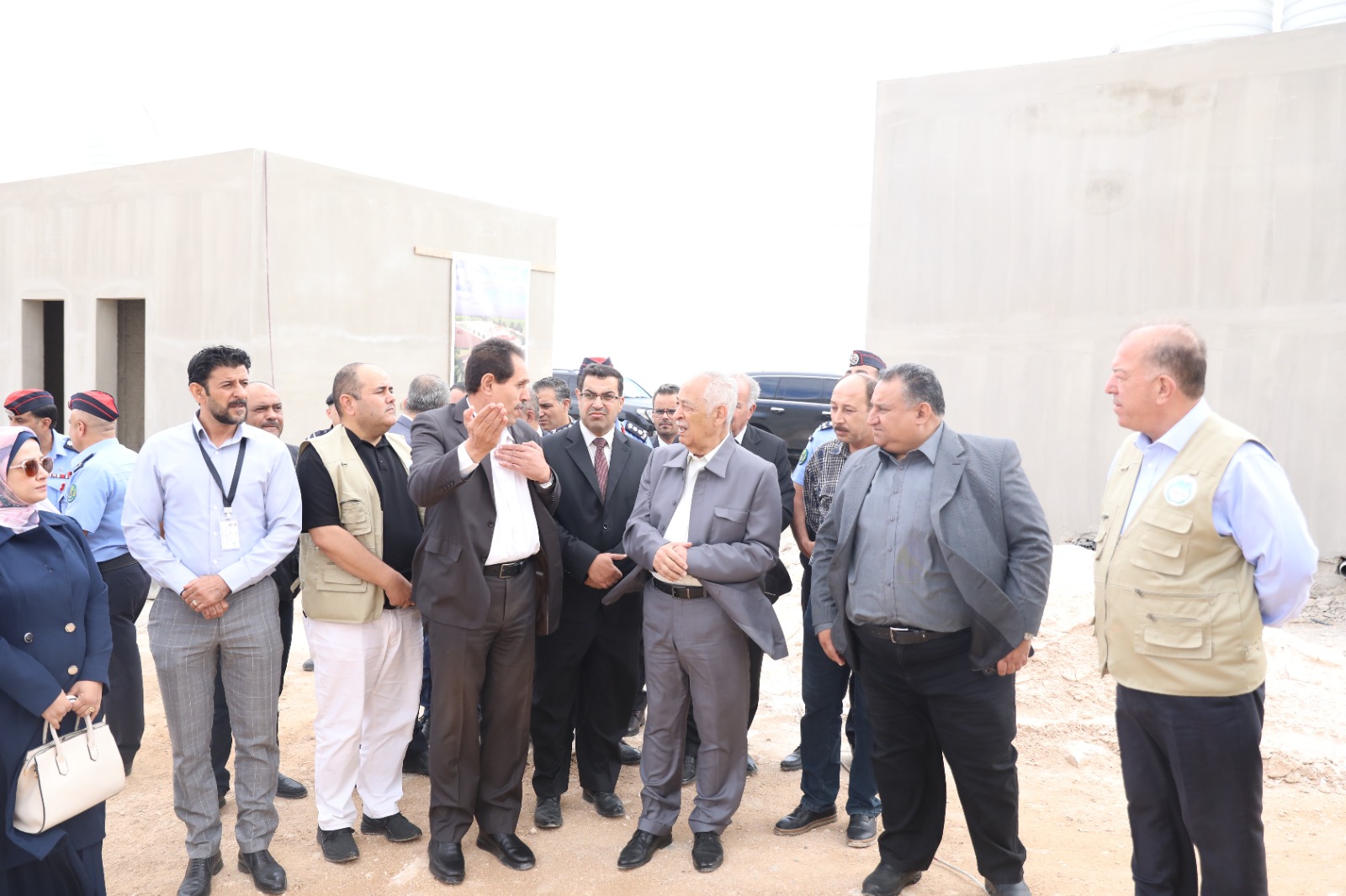 Madar Al-Saa Images 0.9214387871341089