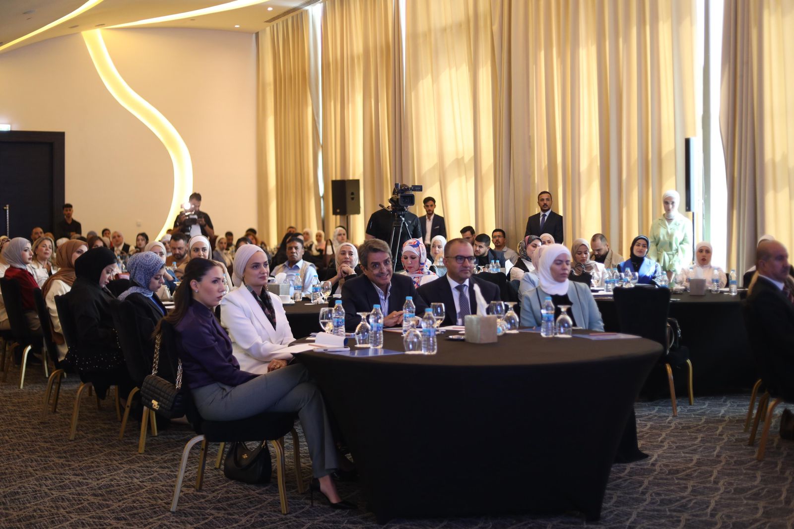 Madar Al-Saa Images 0.5802077858960555