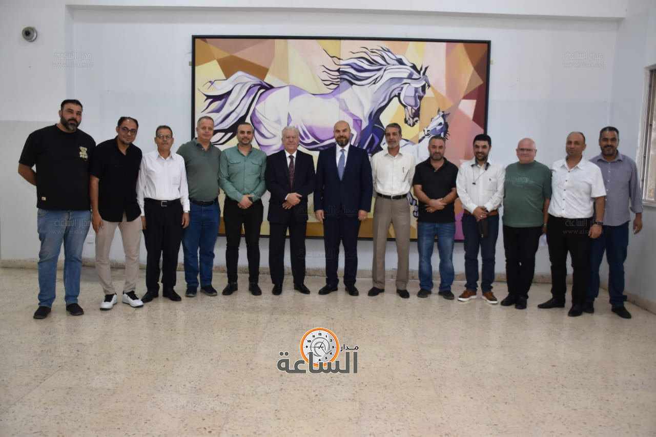 Madar Al-Saa Images 0.9413245266802429