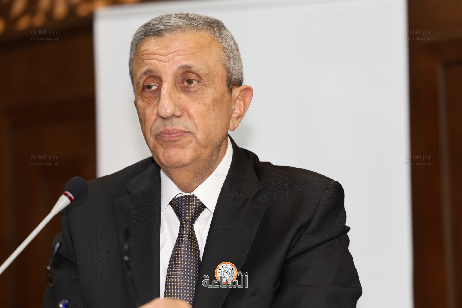 Madar Al-Saa Images 0.42169355043549883