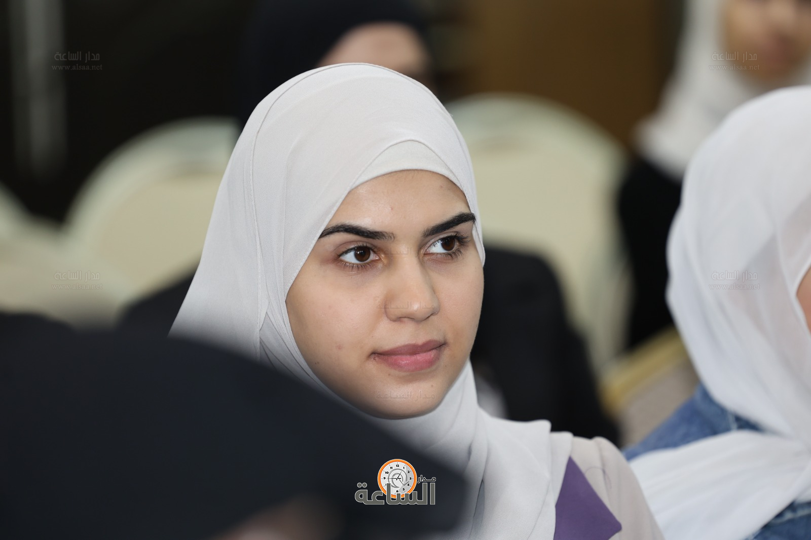 Madar Al-Saa Images 0.35979607431330307