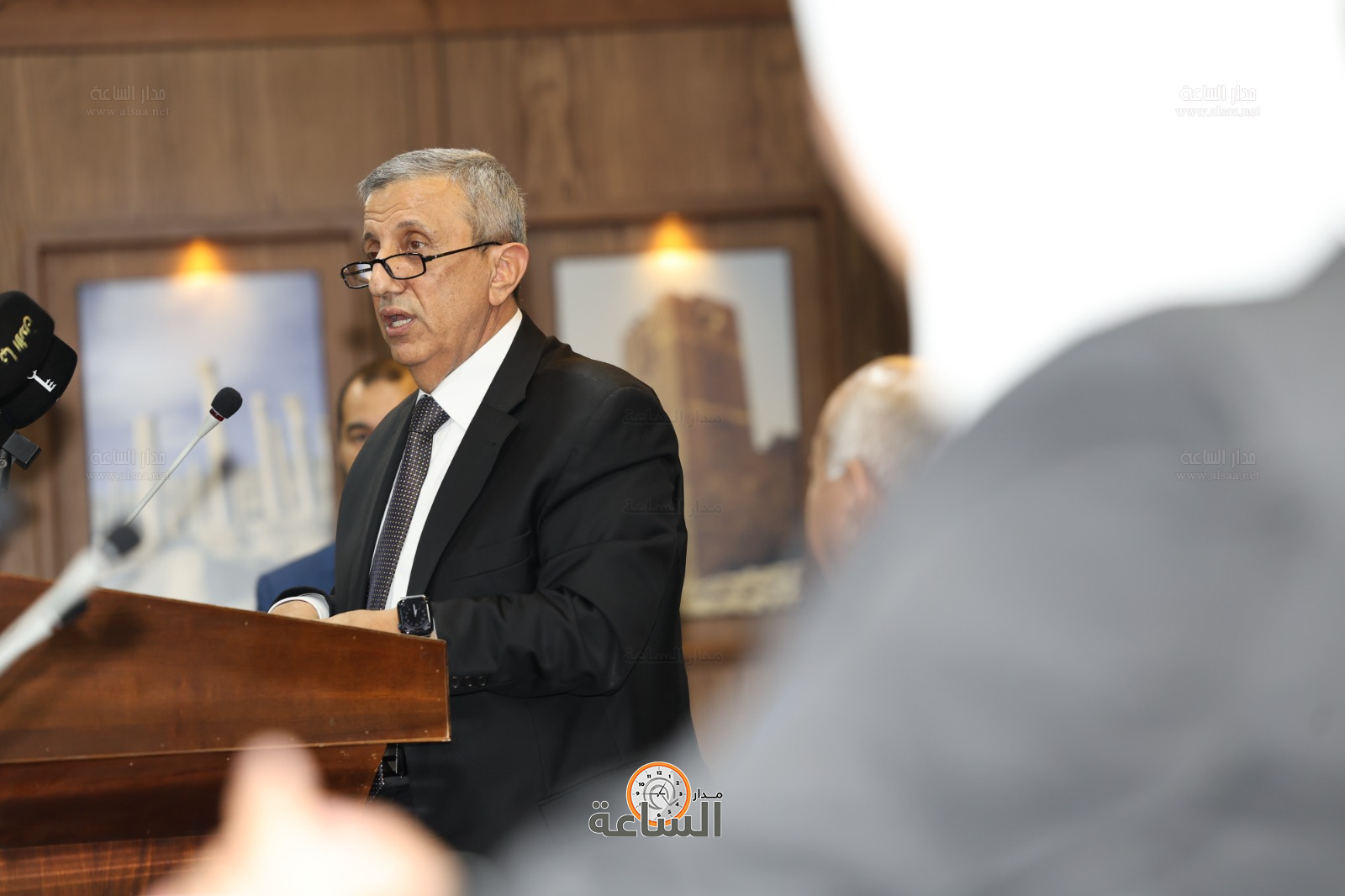 Madar Al-Saa Images 0.37567772061622706