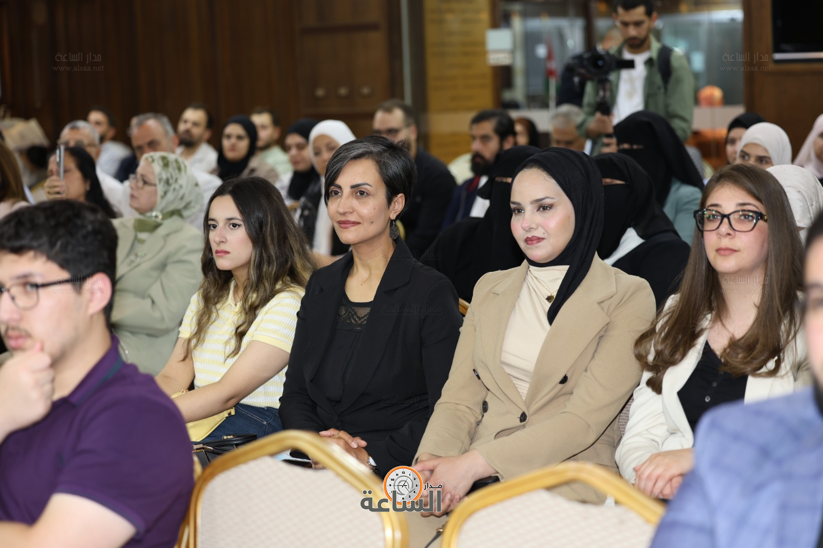 Madar Al-Saa Images 0.533442887136477