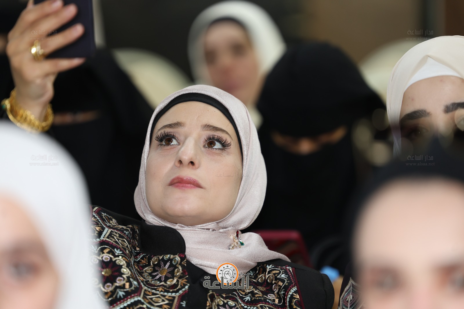 Madar Al-Saa Images 0.9975768929431157