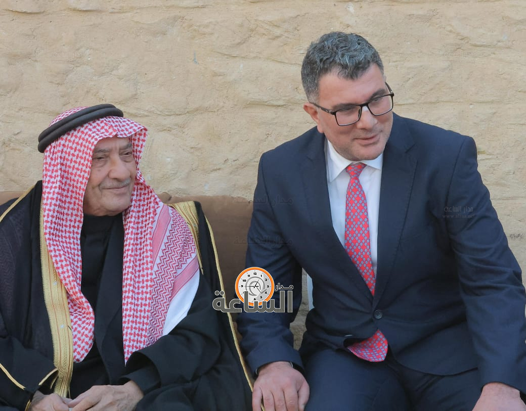 Madar Al-Saa Images 0.7739868193075885