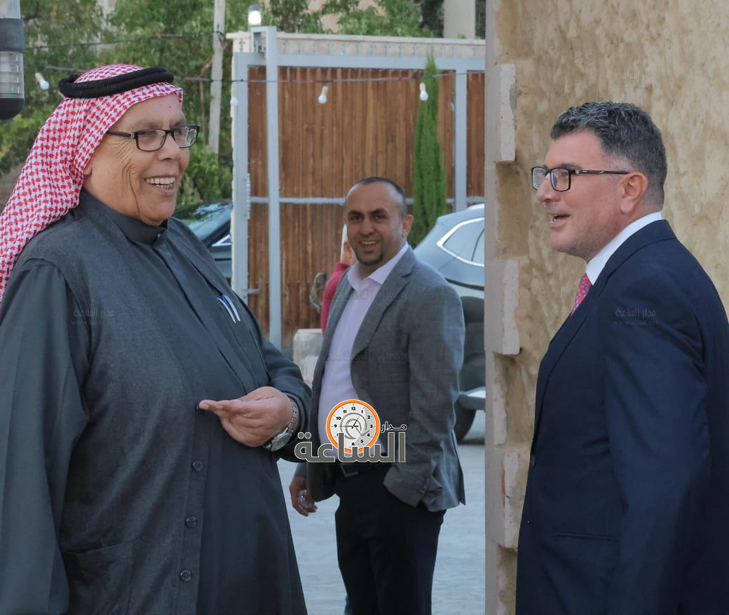 Madar Al-Saa Images 0.7387506696742004