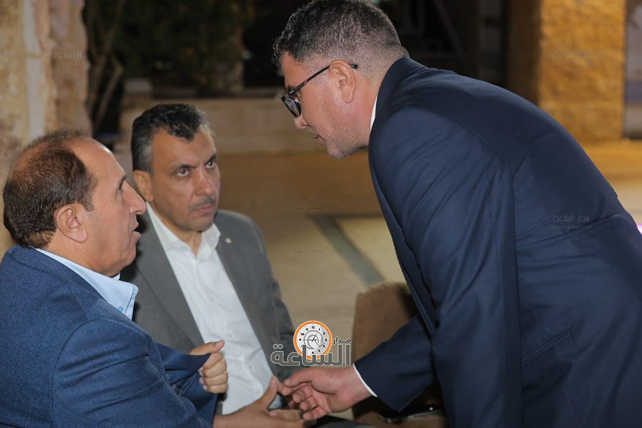 Madar Al-Saa Images 0.8837439624741219