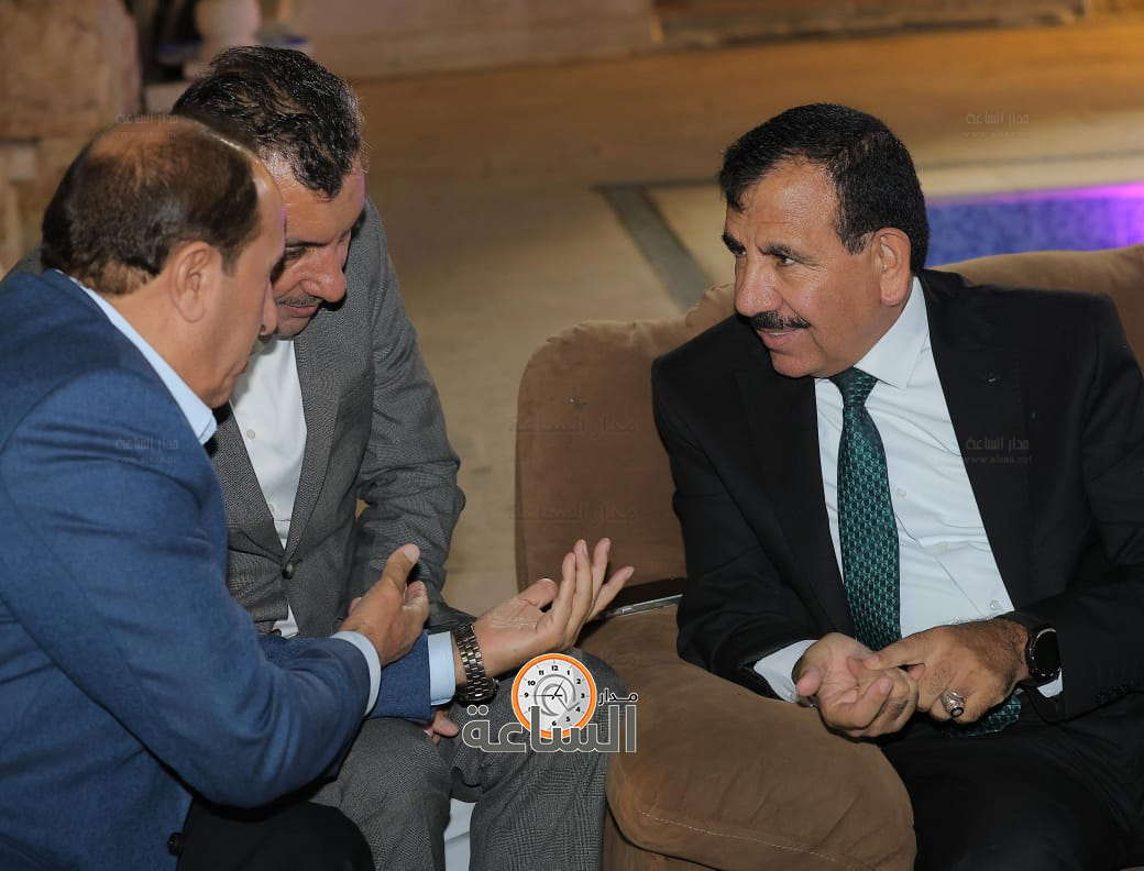 Madar Al-Saa Images 0.7399573652648337