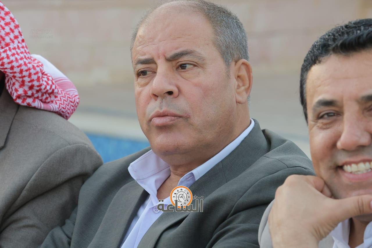 Madar Al-Saa Images 0.42732752106522176