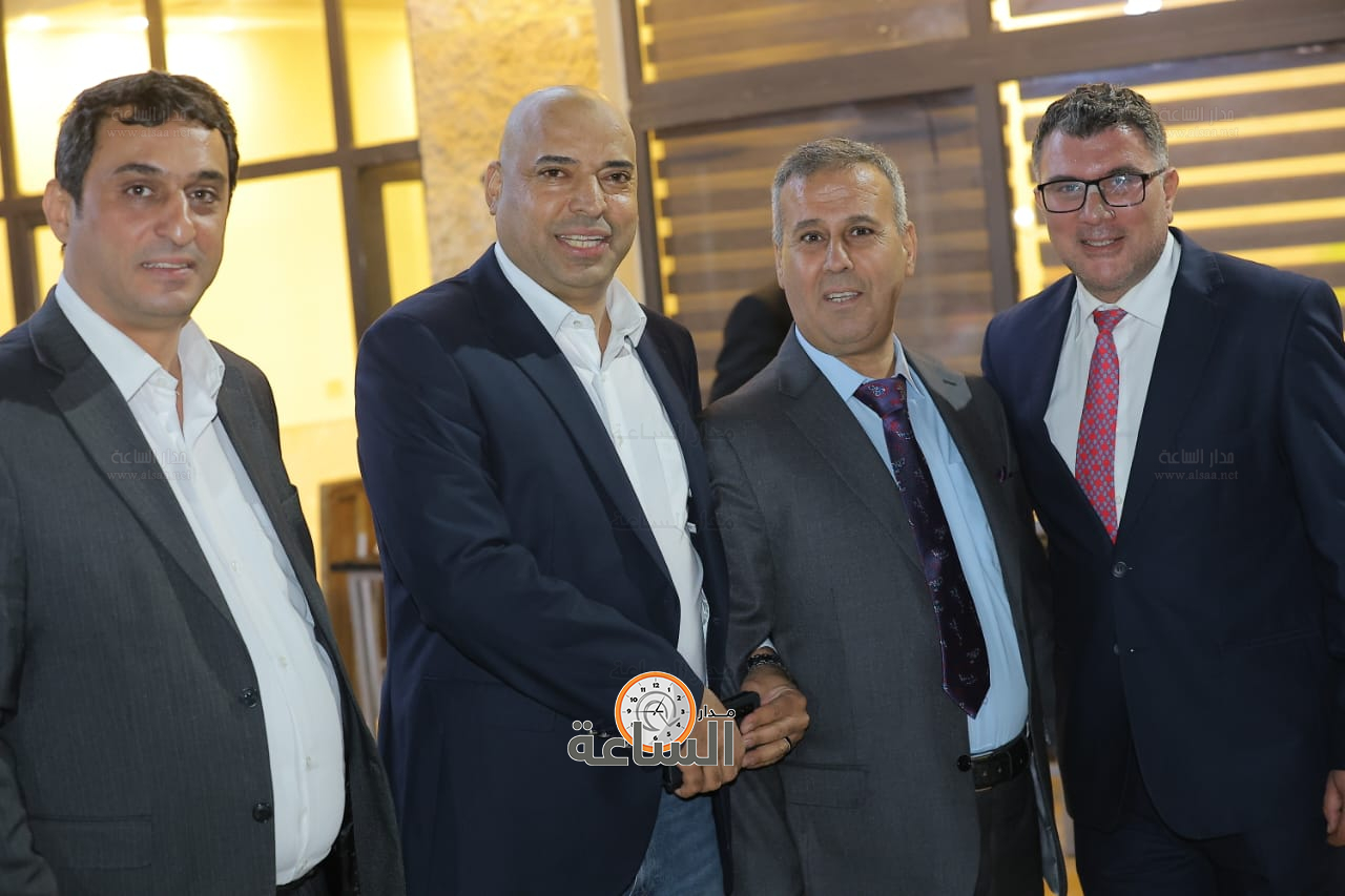 Madar Al-Saa Images 0.1515227329269493