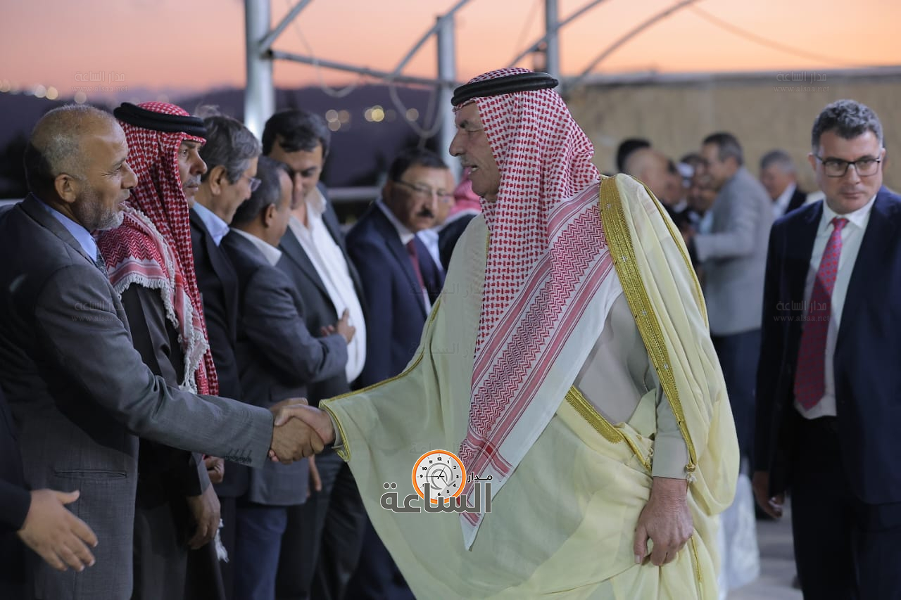 Madar Al-Saa Images 0.40142844277295264